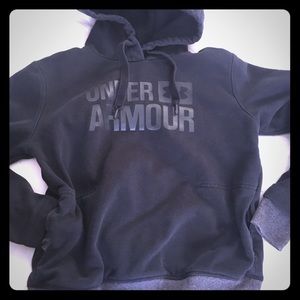 Under Armour hoodie xs black